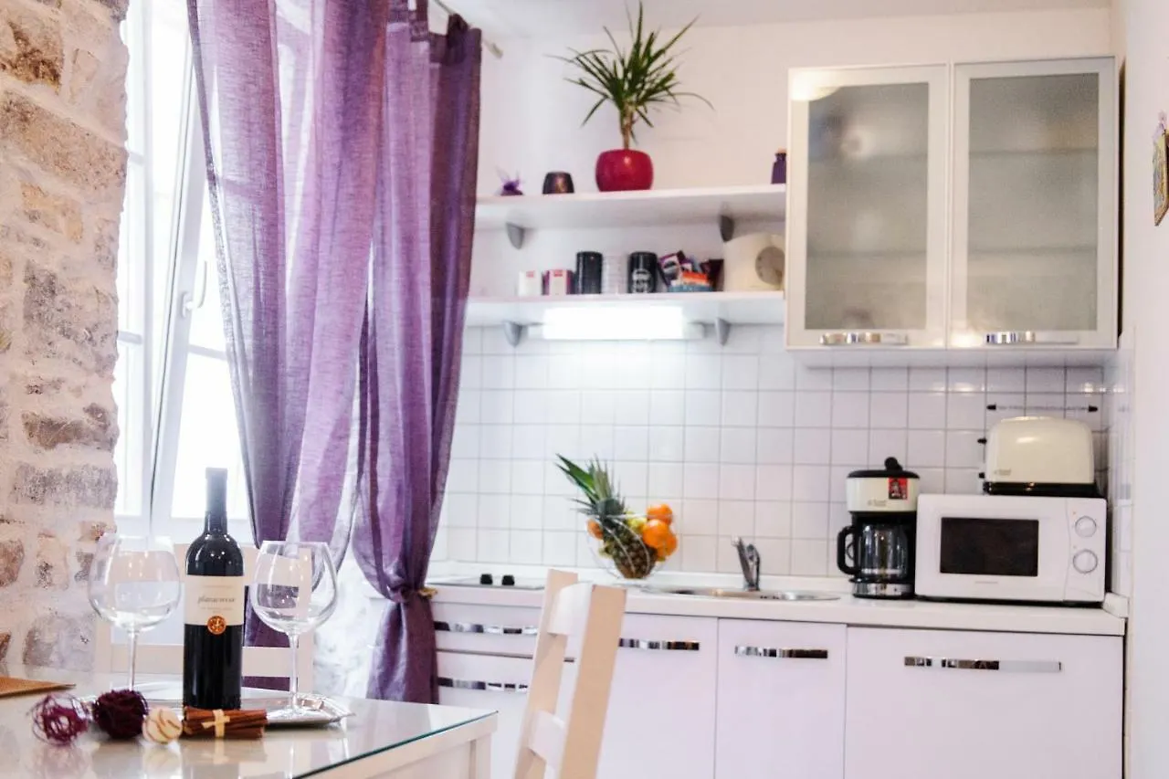 Apartment Peristil Cardo Split 0*,